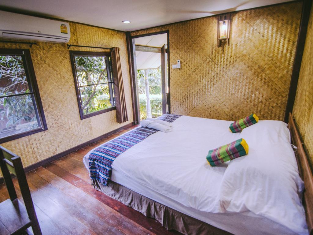 Tanita Lagoon Resort Удон-Тхани Номер фото