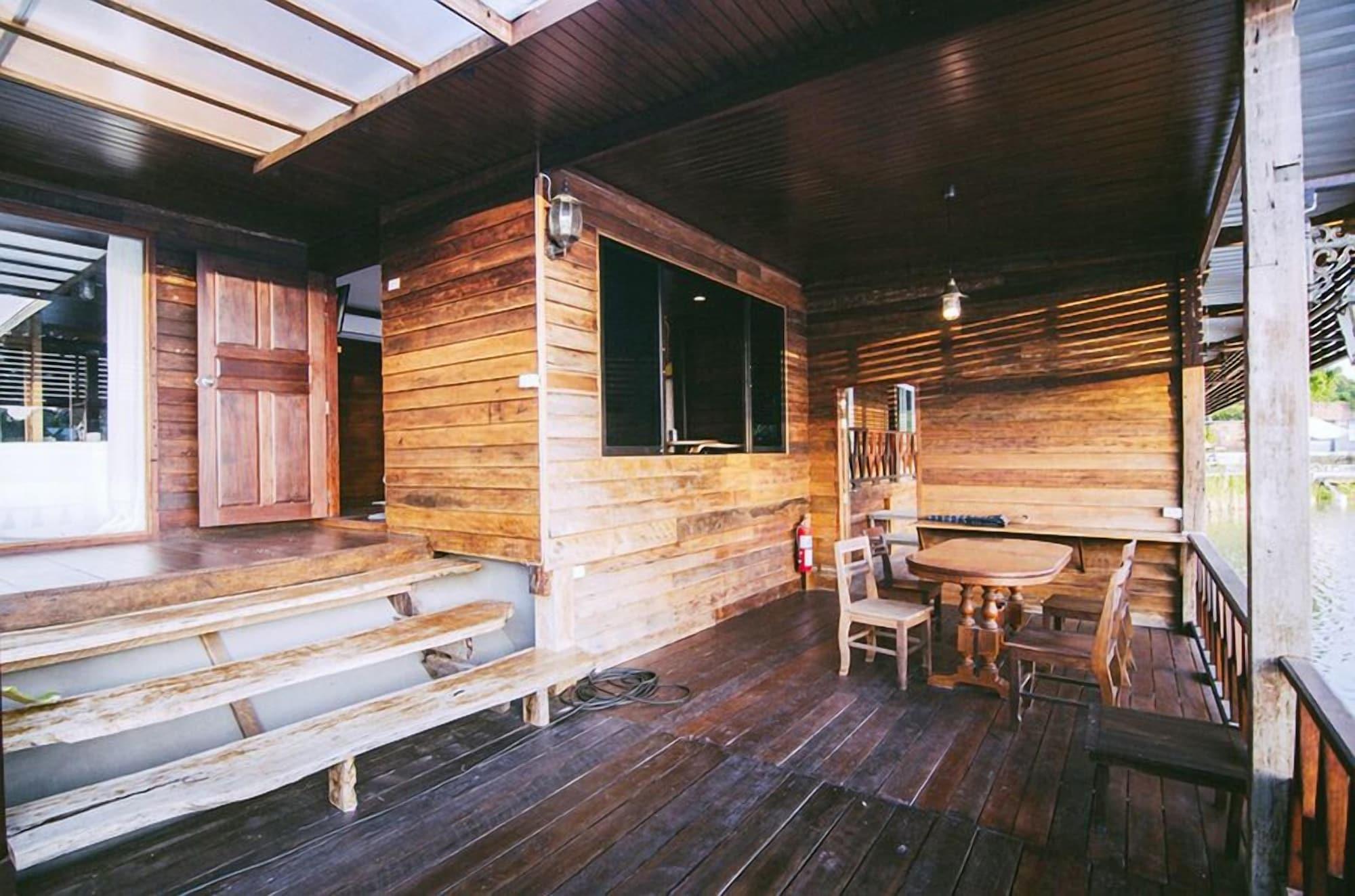 Tanita Lagoon Resort Удон-Тхани Экстерьер фото